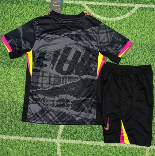 2024-25 CHE Away Kids