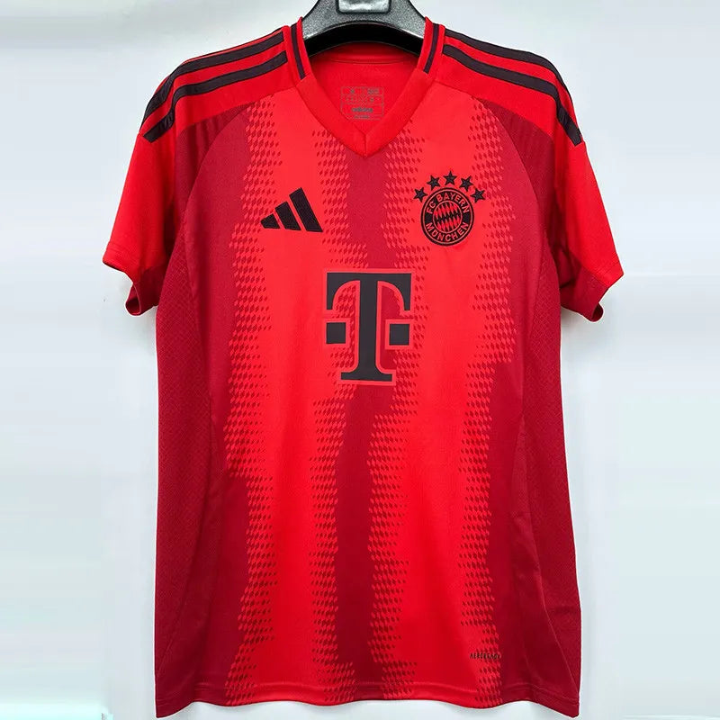 2025-26 Bayern Red Special Edition